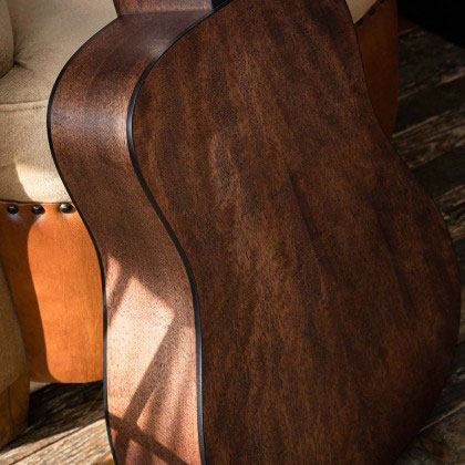 Cort Earth 60 Mahogany Back & Sides