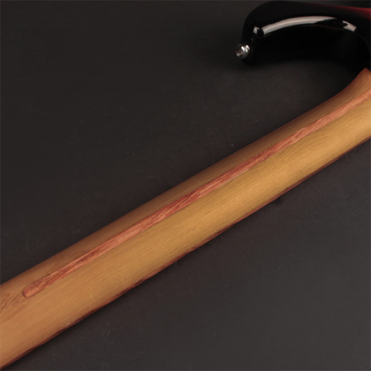 Cort G260CS Vintage Looking Roasted Maple Neck