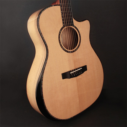 Cort GA-MY Bevel Solid Sitka Spruce Top